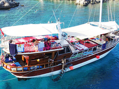 Goleta Custom Built · 2000 · Bermuda (1)