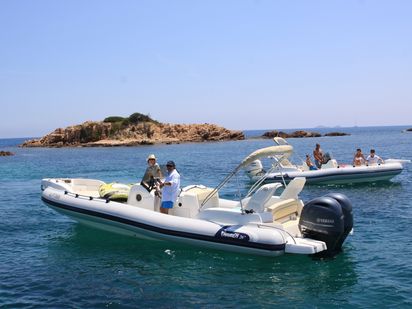 Bateau semi-rigide Marlin 298 · 2016 · MARLIN 298 (1)