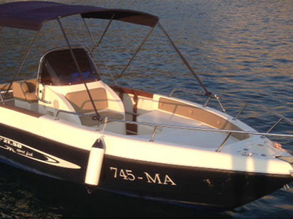 Motorówka szybka Mano Marine 22 · 2015 (0)