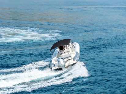 Bateau semi-rigide Marlin 790 · 2019 · Marlin 790 Pro Dynamic (0)