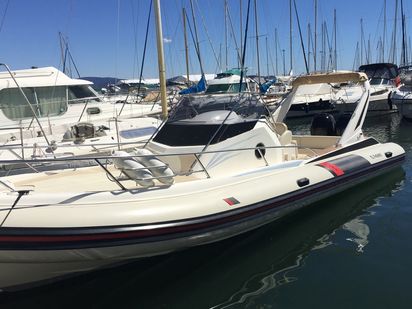 Bateau semi-rigide Capelli Tempest 1000 · 2014 · CAPELLI — CAPELLI TEMPEST 1000 (2014) (0)