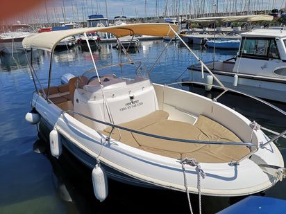 Speedboat Jeanneau Cap Camarat 5.5 CC · 2011 (0)