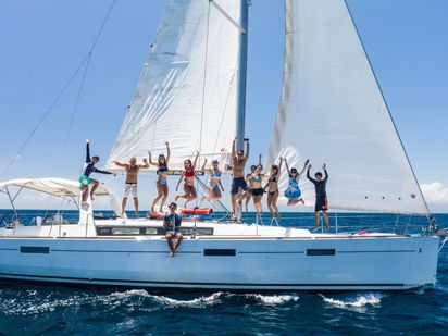 Velero Beneteau Oceanis 45 · 2018 (0)