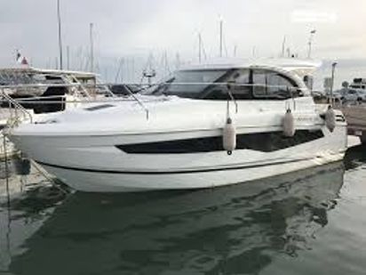 Bateau à moteur Jeanneau Leader 33 · 2020 · Leader 33 (1)