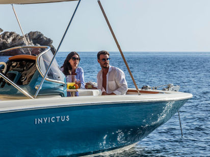 Speedboat Invictus 200 FX · 2020 · Invictus 1 (1)