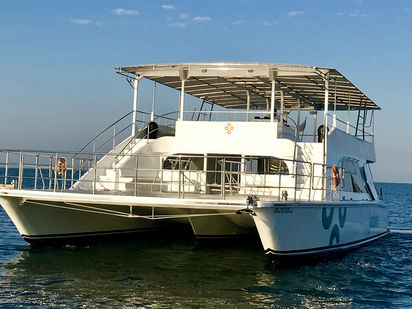 Catamarán Custom Built · 1990 · Canuwa Luxury Catamaran (1)
