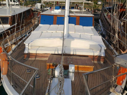 Gulet Custom Built · 1998 (refit 2019) · Kaptan Özgen (1)