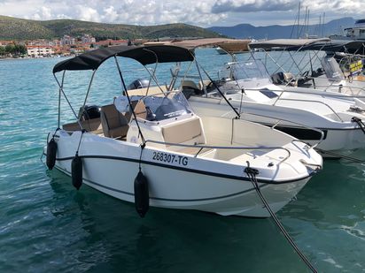 Bateau à moteur Quicksilver ACTIV 555 · 2020 (réarmé 2021) · Quicksilver Activ 555 (0)