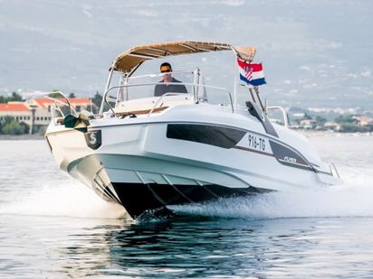 Speedboat Beneteau Flyer 7.7 · 2017 (refit 2021) · Beneteau Flyer 7.7 Suneck - Yamaha 300HP (1)