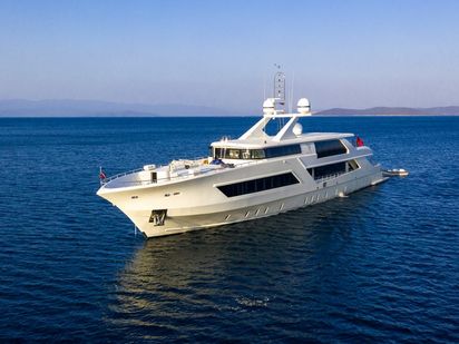 Motorboot Custom Built · 2012 (Umbau 2019) · Super Luxury Yacht (1)