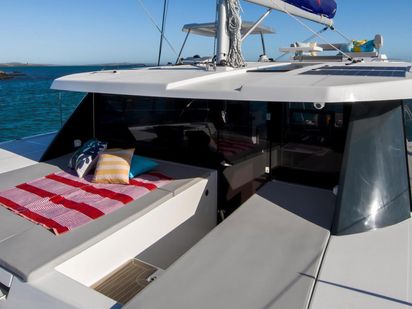 Catamaran Leopard 42 · 2021 · 3272338940000102903 (1)