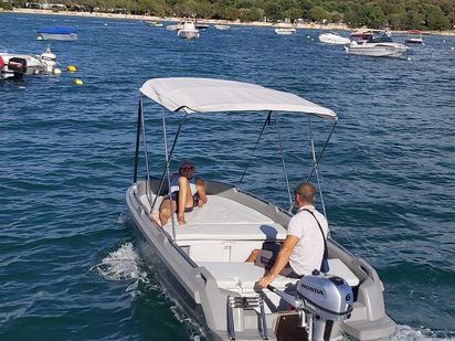 Bateau à moteur Cruiser 450 · 2020 · ROTO 450 (1)