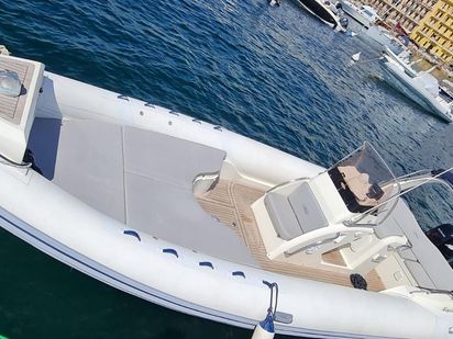 Bateau semi-rigide Nuova Jolly King 820 · 2019 (0)