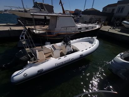 Bateau semi-rigide Capelli Tempest 650 · 2021 (0)