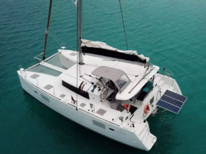 Catamarano Lagoon 400 · 2010 (refit 2019) · Maya (1)