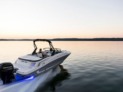 Motoscafo Bayliner VR 5 · 2021 · Bayliner VR5 (1)