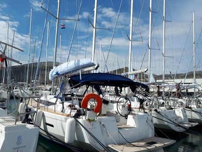 Sailboat Jeanneau Sun Odyssey 419 · 2018 · Tumbleweed (0)