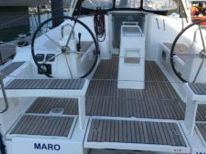 Voilier Beneteau Oceanis 38 · 2017 · Maro (1)