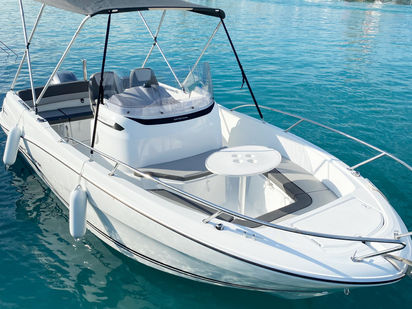 Speedboot Jeanneau Cap Camarat 6.5 CC · 2018 · White Pearl (1)