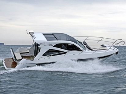 Barco a motor Galeon 350 HTC · 2015 · Galeon 350 (1)