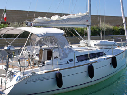 Voilier Beneteau Oceanis 34 · 2011 (0)