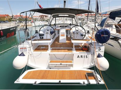 Sailboat Beneteau Oceanis 35.1 · 2020 · Aris (1)