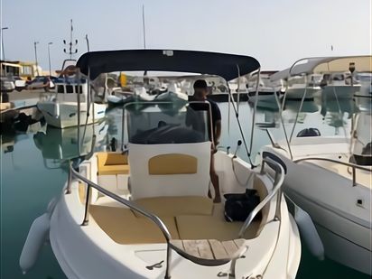 Lancha motora Tancredi Nautica BlueMax 550 Open · 2022 (reacondicionamiento 2022) · Bluemax 19 Pro (1)