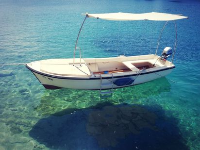 Motorboot Elan Pasara 500 · 1982 (refit 2020) · Traditional Dalmatian boat (0)