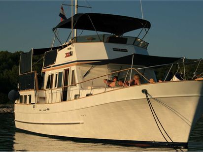 Motorboat Hampton 42 · 2001 (refit 2017) · SEA LION (0)