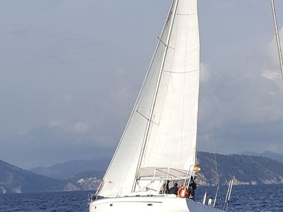 Velero Bavaria 40 · 2005 (reacondicionamiento 2019) · MAMBA NEGRA (0)