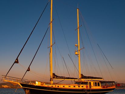 Goleta Custom Built · 2011 (reacondicionamiento 2021) · Aegean Pearl (1)