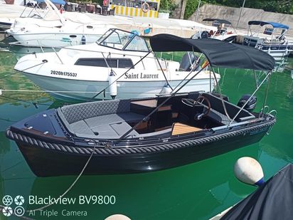 Barco a motor Custom Built · 2021 · Silver Yacht (1)