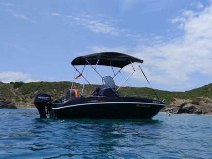 Motorówka szybka Remus 450 OPEN · 2019 · 450 BLACK EFI (1)