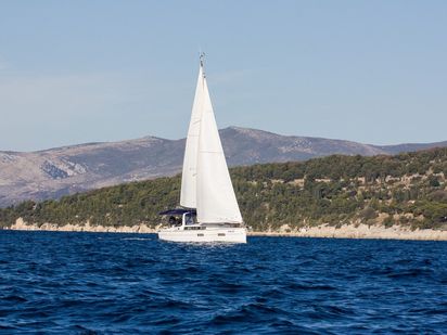 Voilier Beneteau Oceanis 38 · 2016 (0)