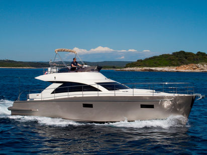 Motorboat cyrus 13.80 · 2012 (0)
