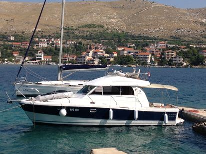 Motorboat Beneteau Antares 10.80 · 2008 · Nina (0)