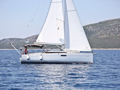 Voilier Jeanneau Sun Odyssey 349 · 2015 · Dynamene (0)