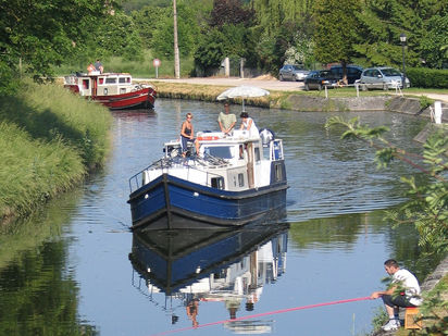 Bateau à moteur EuroClassic 129 · 2 (0)