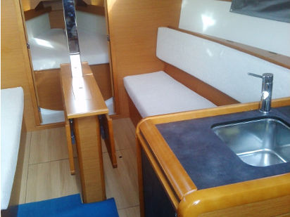 Sailboat Jeanneau Sun Odyssey 349 · 2015 · Helios (1)