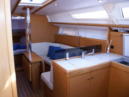 Voilier Jeanneau Sun Odyssey 36I · 2011 · Frivola (1)