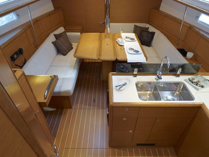 Velero Jeanneau Sun Odyssey 389 · 2016 · Dakiri (1)