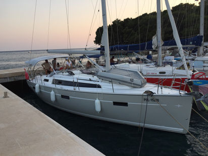 Zeilboot Bavaria Cruiser 37 · 2015 (0)