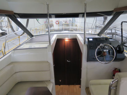 Bateau à moteur Platinum 989 · 2017 · Platinum 989 Flybridge (1)