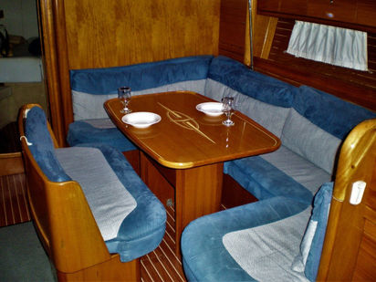 Velero Bavaria Cruiser 39 · 2006 (reacondicionamiento 2019) · Planis (1)