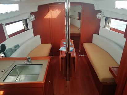 Velero Beneteau Oceanis 35.1 · 2019 (0)