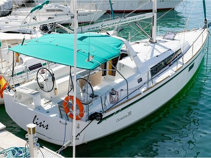 Voilier Beneteau Oceanis 38 · 2014 (0)