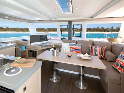 Catamarano Fountaine Pajot Lucia 40 · 2019 · Relax Planet (1)