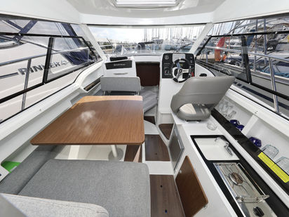 Motorboat Beneteau Antares 8 · 2019 · BELECA (1)