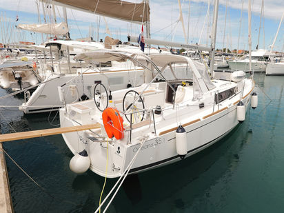 Voilier Beneteau Oceanis 35.1 · 2018 (0)