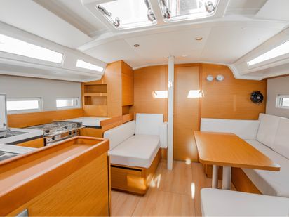 Żaglówka Jeanneau Sun Odyssey 410 · 2020 · SALTY (1)